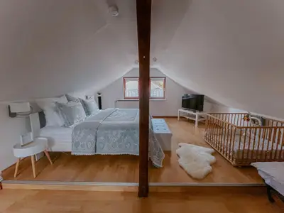 Schlafzimmer 2