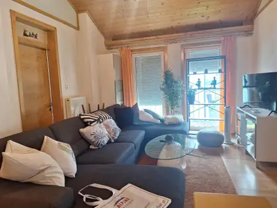 Villa Tyrol INT (05)