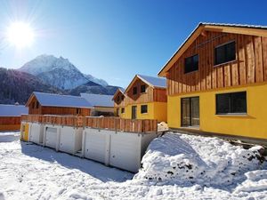 Ferienhaus für 8 Personen in Scuol