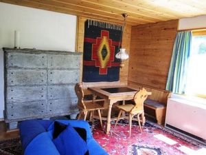 6940487-Ferienhaus-4-Scuol-300x225-1