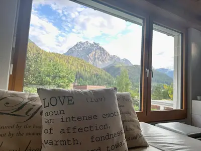Bergblick aus Panoramafenster OG