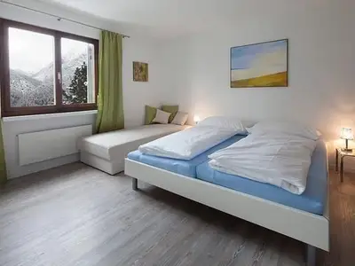 Schlafzimmer Süd grosse Wohnung