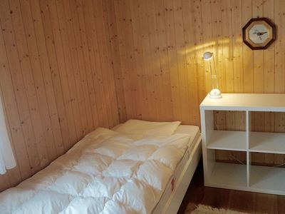 Schlafzimmer mit zwei Einzelbetten (Bild 1)