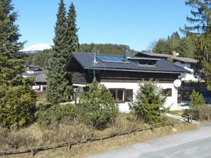 23846181-Ferienhaus-6-Seeboden-300x225-4