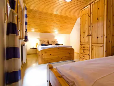 Schlafzimmer II