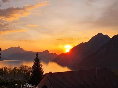 Blick von der Terasse auf den Pilatus, nach Bürgenstock und den Viewaldstätter See.