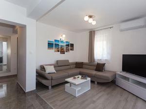 Ferienhaus für 10 Personen (180 m²) in Seget Vranjica
