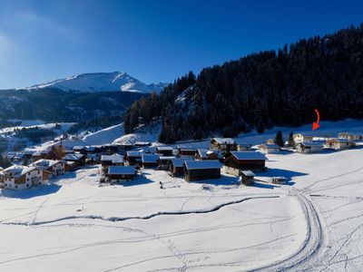 Segnas mit Blick nach Sedrun