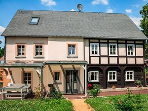 22010927-Ferienhaus-9-Seifhennersdorf-300x225-1