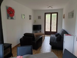 24014301-Ferienhaus-6-Seigy-300x225-1