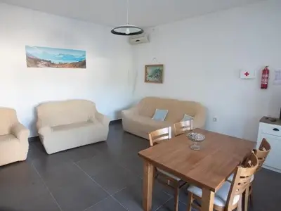 Ferienhaus für 11 Personen in Selca 10/10