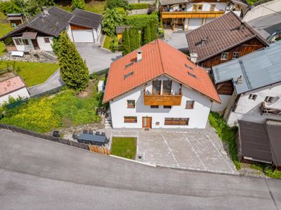 Außenseite Ferienhaus [Sommer]