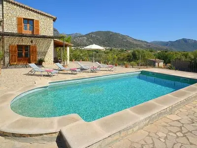 PoolOfHouse