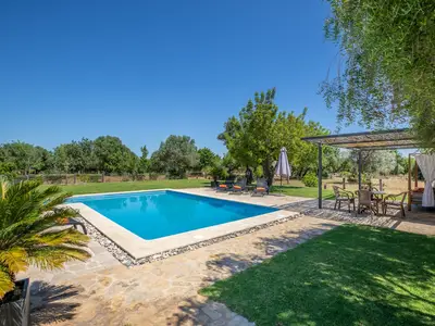 PoolOfHouse