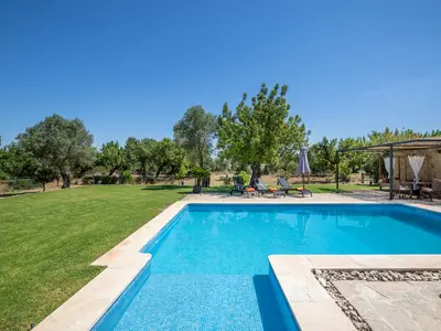 PoolOfHouse