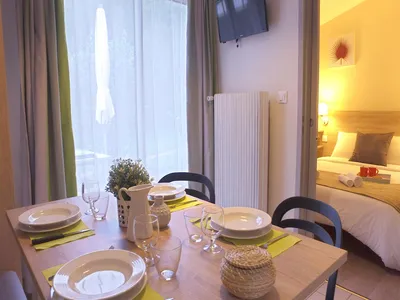 DiningRoom