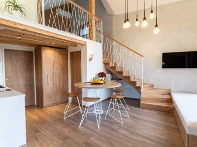 DiningRoom
