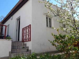 23772033-Ferienhaus-4-Senj-300x225-0