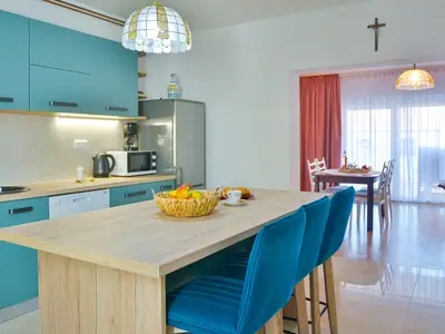 Ferienhaus für 6 Personen (200 m²) in Senj 10/10