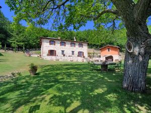 Ferienhaus für 12 Personen (280 m²) in Serrapetrona