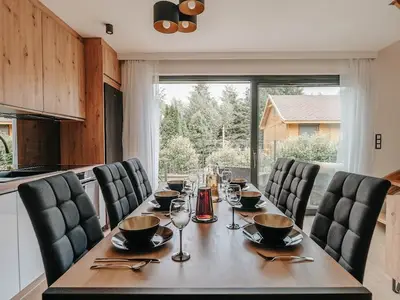 DiningRoom