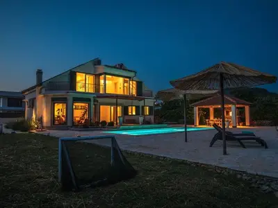 Ferienhaus für 8 Personen in Šibenik 1/10