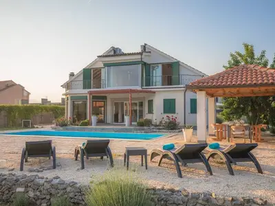 Ferienhaus für 8 Personen in Šibenik 3/10