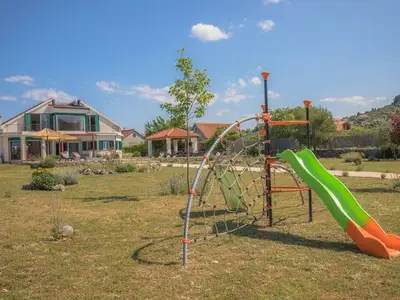Ferienhaus für 8 Personen in Šibenik 10/10