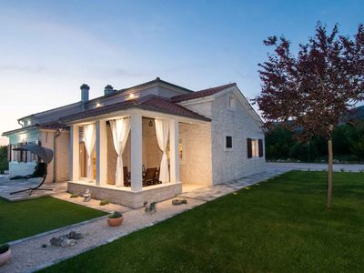 Ferienhaus für 7 Personen (270 m²) in Šibenik 3/10