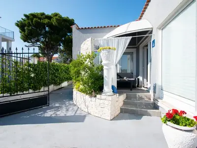 Ferienhaus für 6 Personen in Šibenik 2/10