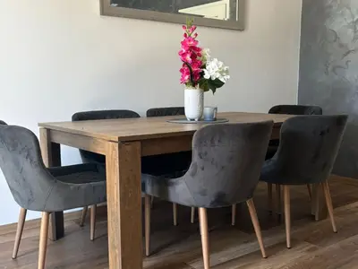 DiningRoom