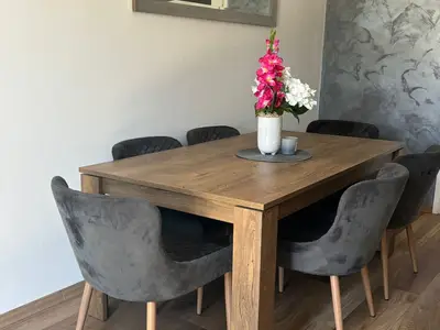 DiningRoom