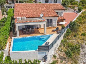 Ferienhaus für 8 Personen (250 m²) in Sibenik-Brodarica