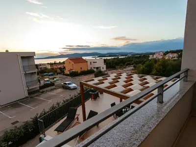 Ferienhaus für 12 Personen (180 m²) in Sibenik-Brodarica 2/10