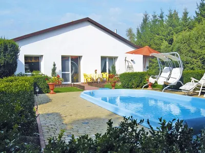PoolOfHouse