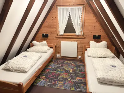 Schlafzimmer DG li  - Ferienhaus-Bayern