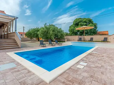 pool