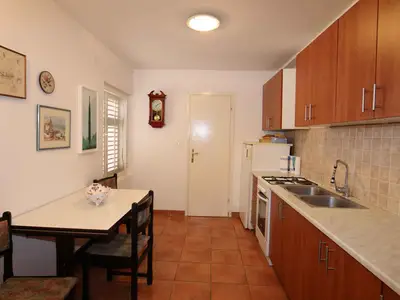 Ferienhaus für 8 Personen (100 m²) in Šilo 9/10