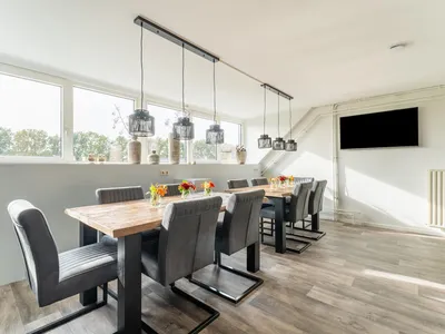 DiningRoom