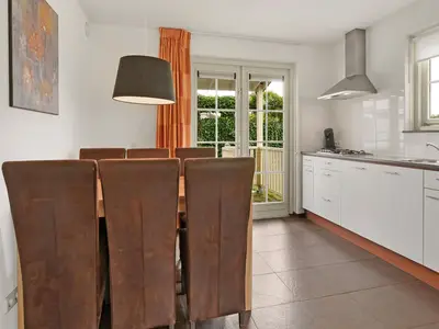 DiningRoom