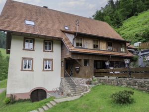 23858062-Ferienhaus-18-Simonswald-300x225-0