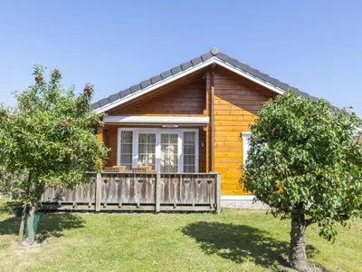 Außenseite Ferienhaus [Sommer]