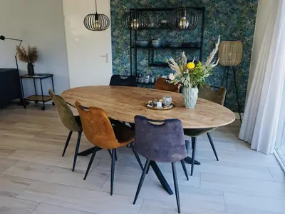 DiningRoom