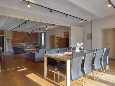 DiningRoom