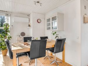 23761442-Ferienhaus-5-Sjællands Odde-300x225-5