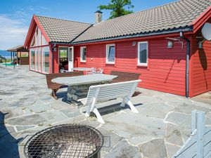 Ferienhaus für 10 Personen (120 m²) ab 94 € in Sjernarøy