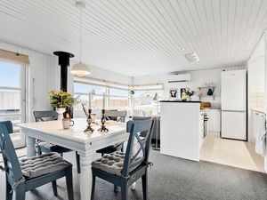 24022620-Ferienhaus-5-Sjølund-300x225-3