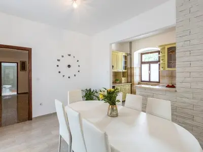 Ferienhaus für 8 Personen (220 m²) in Škropeti 6/10
