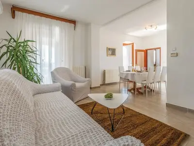 Ferienhaus für 8 Personen (220 m²) in Škropeti 10/10