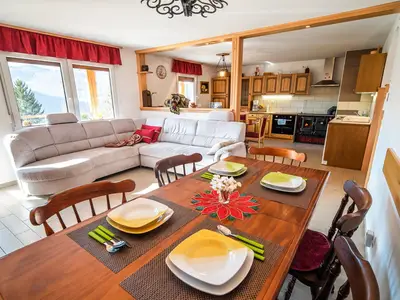 DiningRoom